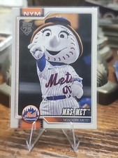 2026 Topps Series 1 Celebrations Team Mascot #M-14 Mrs. Met - NY Mets