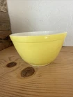 Vintage Pyrex Yellow 401 - 1 1/2 Pt. Small Primary Mixing Nesting Bowl