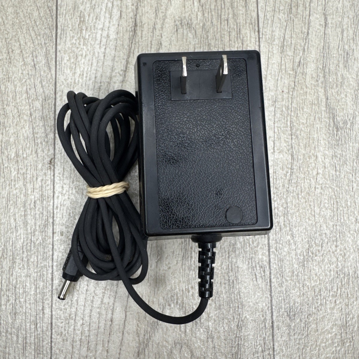 SONY AC-39 AC Power Cord Adapter 3V 120v Walkman Cassette Player