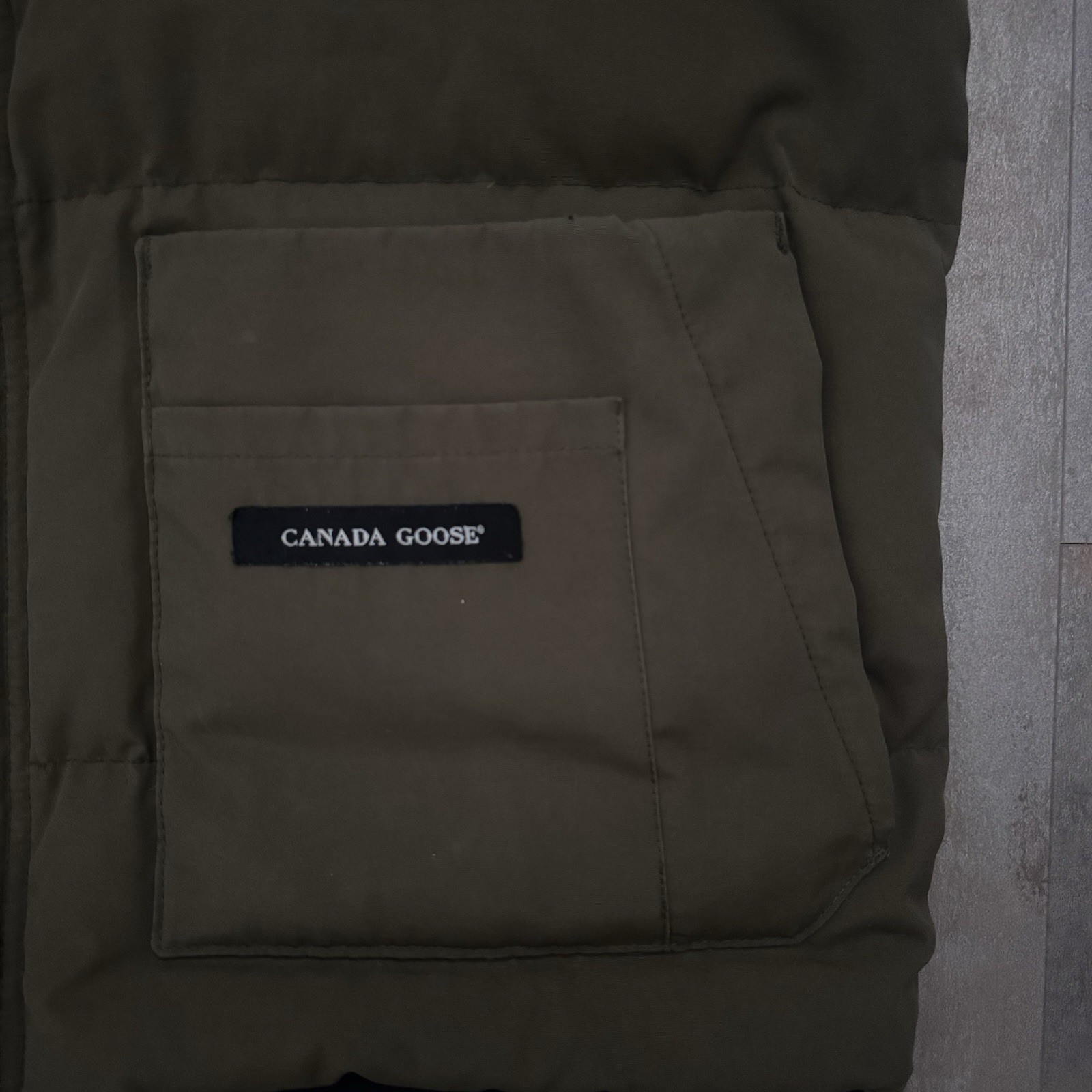 Canada Goose Freestyle Crew Vest Gilet Body Warmer Khaki Green Size Large L £575 image 5