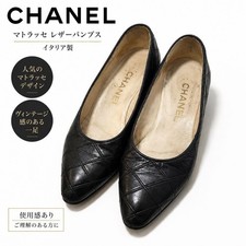 CHANEL Matelass quilted Leather Pattern Pumps Black Refined stitching details