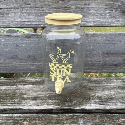 Vintage Glass Sun Tea Jug Glass 1 Gallon Jar Retro Yellow With Lid And Birds