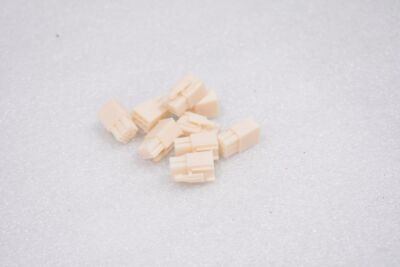 TE CONNECTIVITY 172168-1 RECTANGULAR CONNECTOR HOUSING 6 PIN (LOT