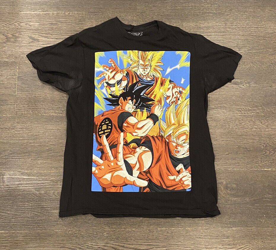 BRAND NEW Tshirt for MEN DRAGON BALL Z/ Goku Super Sayajin