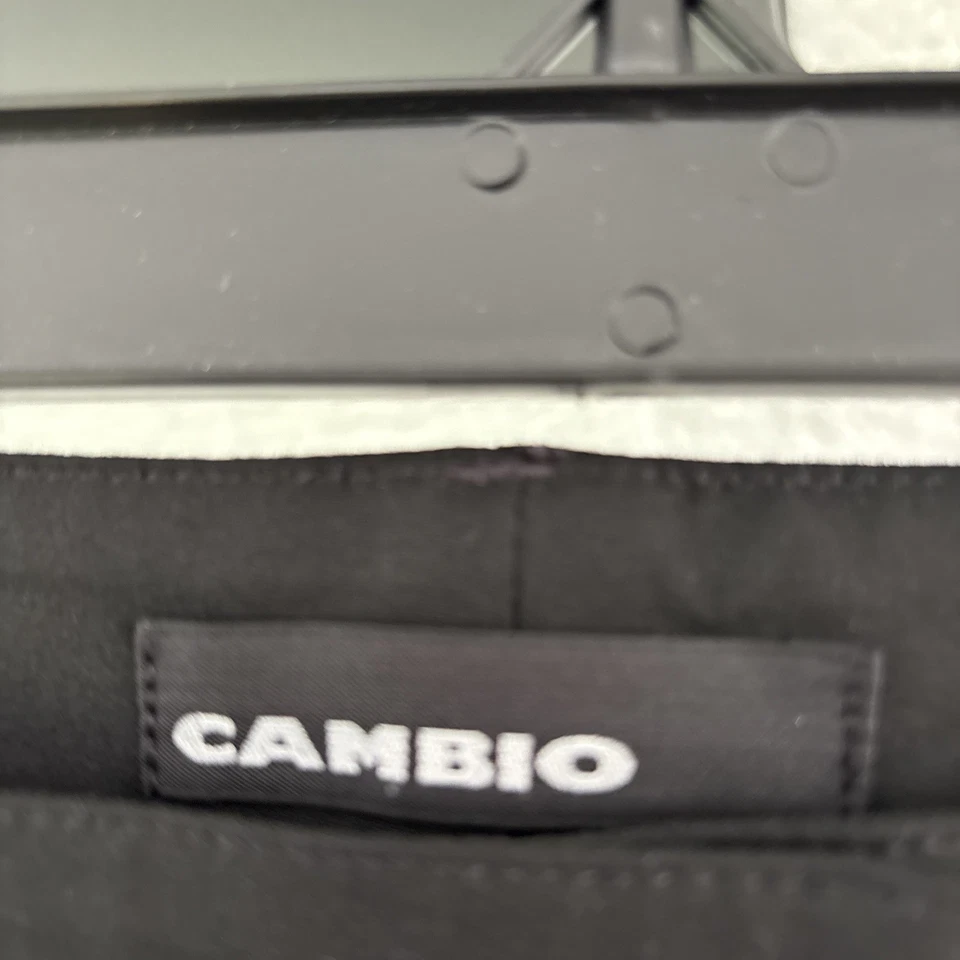 Женские черные брюки в стиле карго Cambio размер средний отличное состояние товара  - Изображение 2 из 4