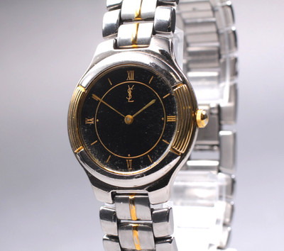 YVES SAINT LAURENT 4620-E66661 Black Gold Roman Women 29m QZ Watch From JAPAN