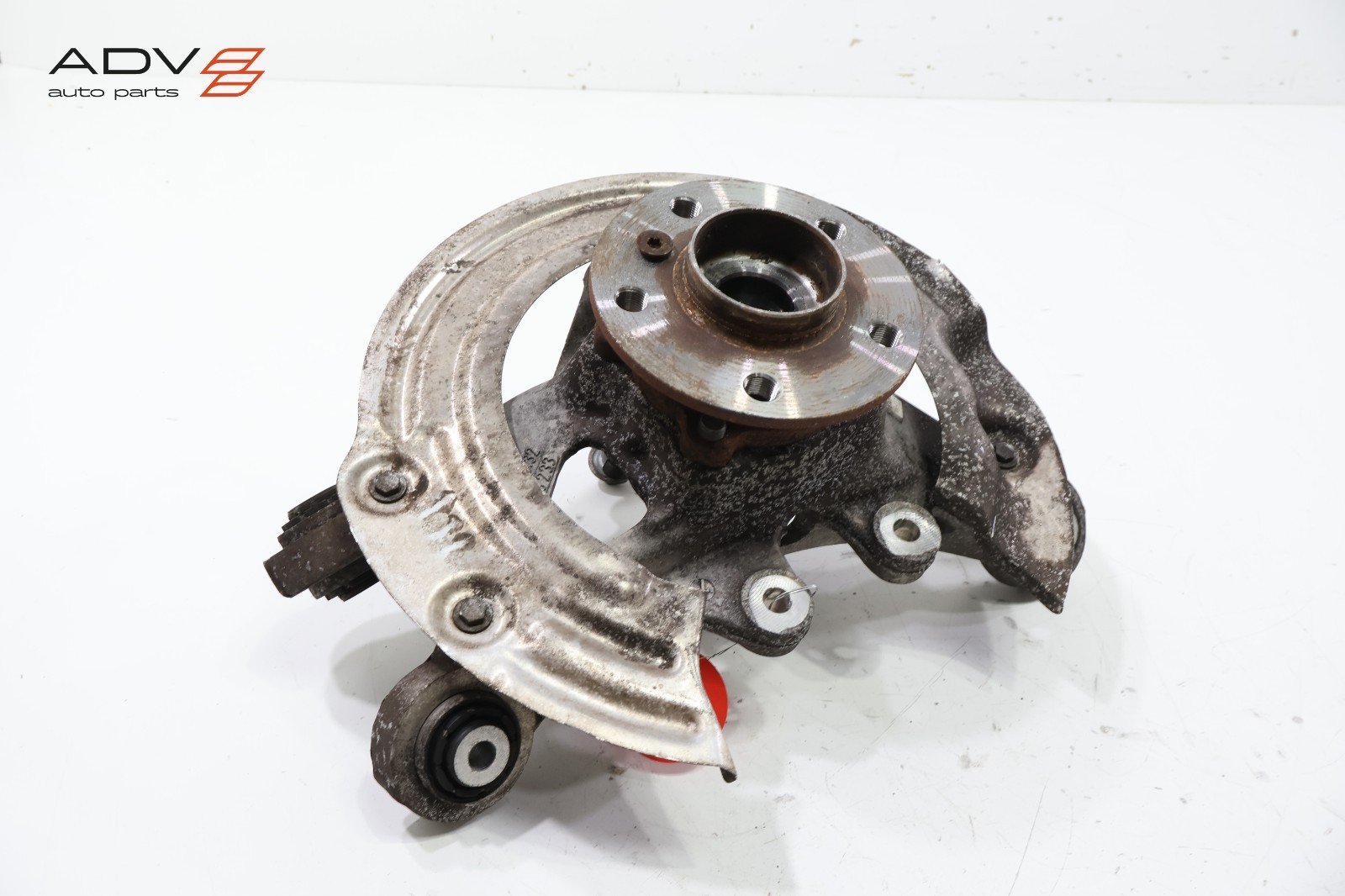 2014 - 2020 BMW i8 I12 REAR LEFT DRIVER SIDE SPINDLE KNUCKLE HUB OEM