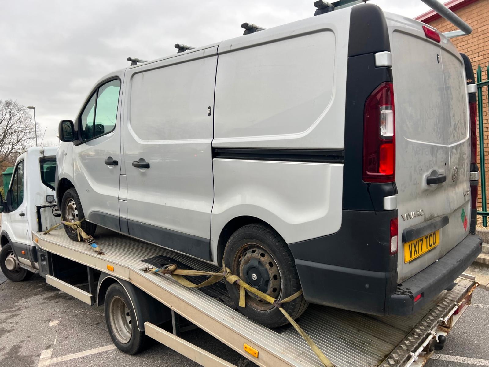 2017 vauxhall Vivaro van 2900 air con sat nav SPARES OR REPAIR HEAD