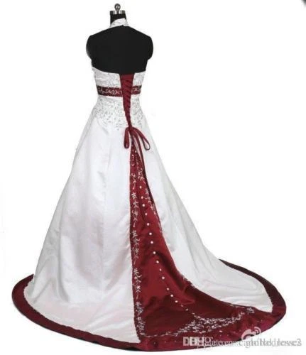 Plus2-28 Gótico Halter Vestido de Baile Vestido de Boda Vintage Cuello en V ALine Vestido de Novia Foto 3 de 4