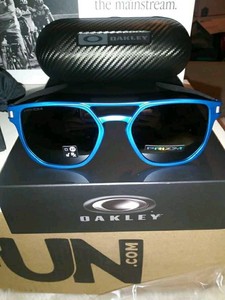 oakley latch blue