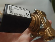 1PCS FIT FOR 6281EV A13 0NBR 00221844 solenoid valve