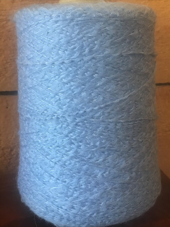 Cono de hilo, nuevo, azul bebé, 85% acrílico 15% nylon, 2800 yardas, Nomis, 1 lb 9,5 oz Foto 4 de 4