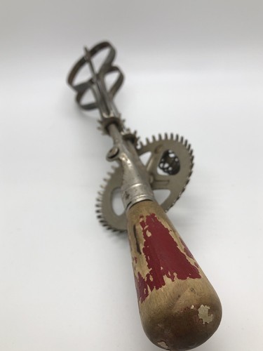 Vintage EKCO Egg Beater High Speed Manual Hand Mixer ~ Wooden Handle ~Red/White - Picture 3 of 10