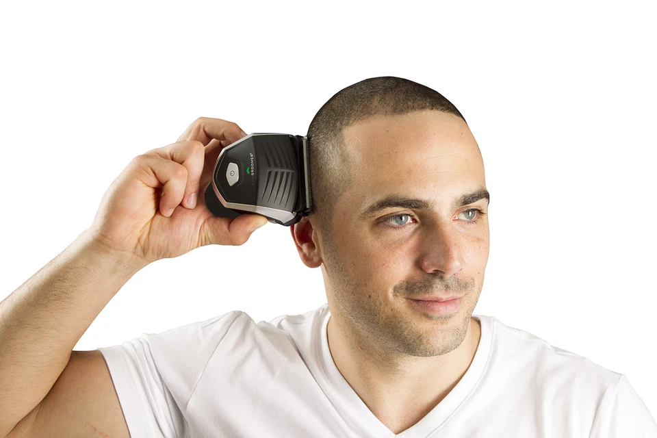 MANGROOMER ULTIMATE Pro Kit Autocorte Impermeable con Recortadora de Pelo y Cortapelos Foto 2 de 4