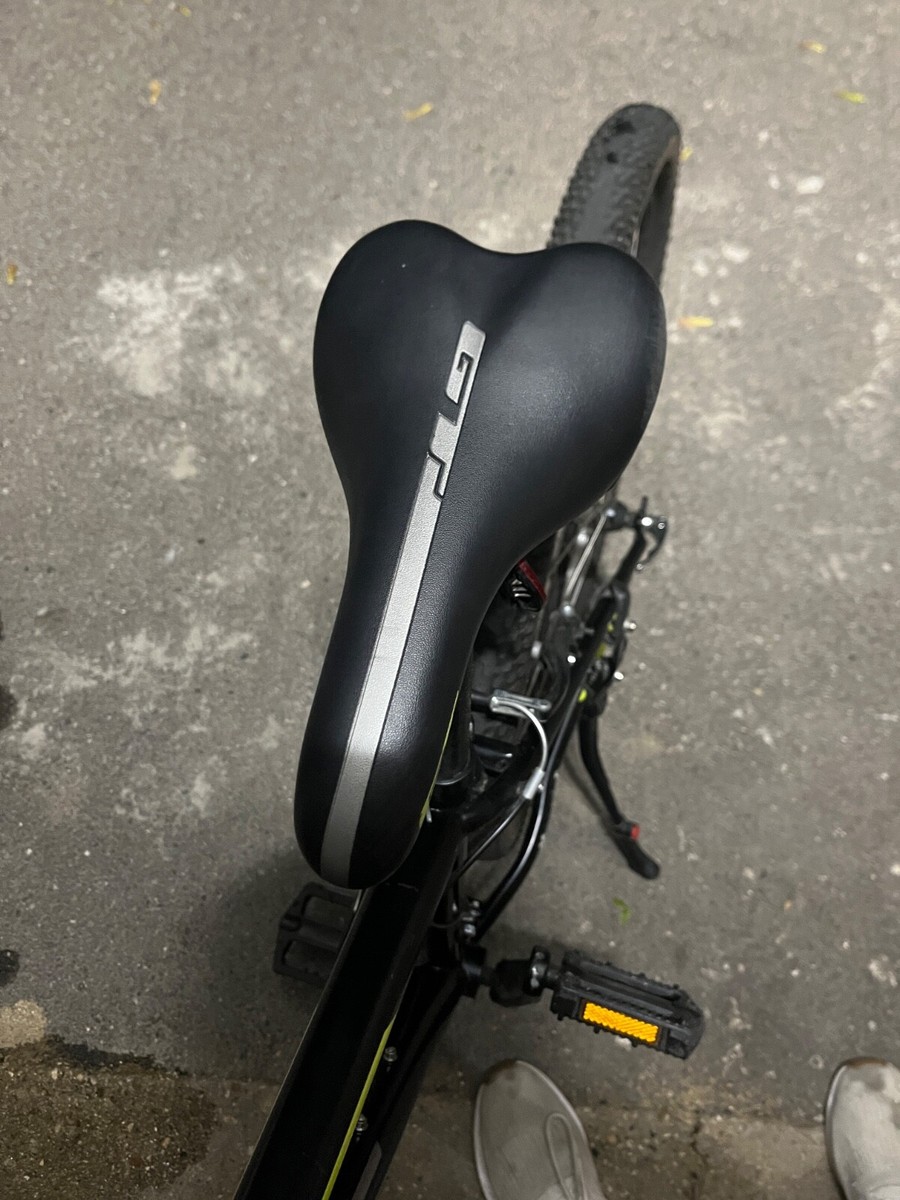 Mountain bike, black, GT Palomar 2021 on 13 in frame With a brand