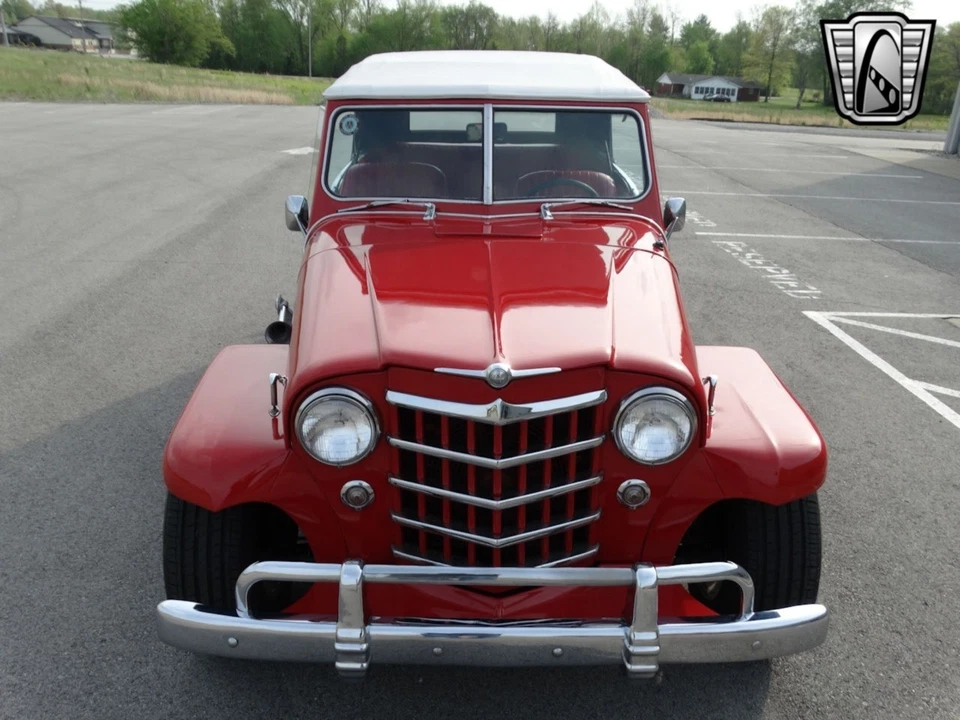 Willys Jeepster 1950  Foto 3 de 4