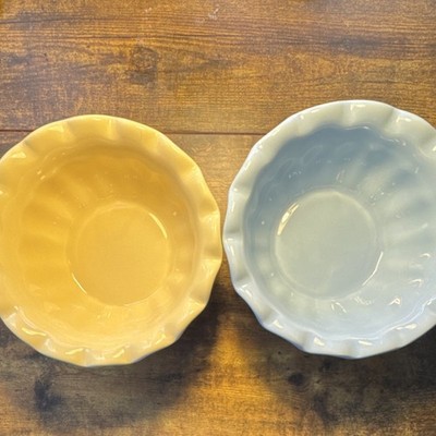 the Cellar Ceramic Bowls Set Yellow Blue Scalloped Edge Portugal 2-Piece