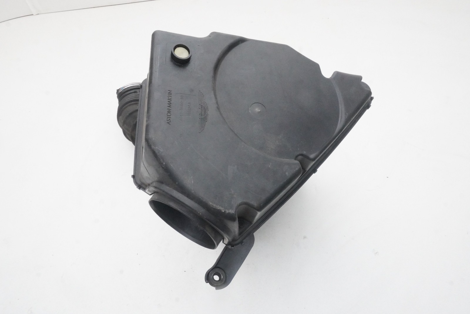 Right Air Cleaner Filter Box Intake Duct 4G43-9600-BD OEM Aston Martin DB9 2013