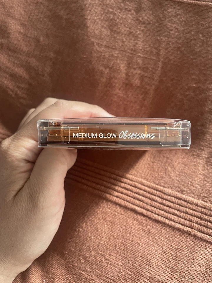 Huda Beauty Highlighter palette Medium Glow Obsessions - Bild 4 von 4