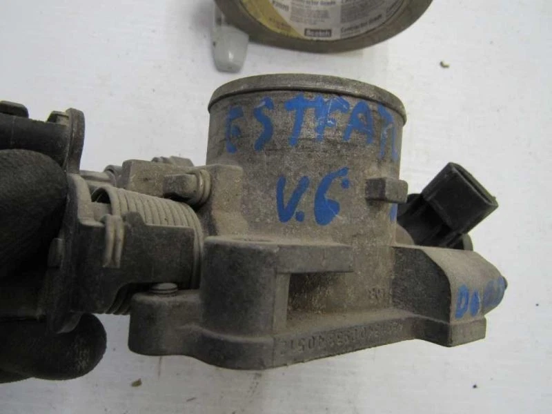 Conjunto de válvula de carrocería del acelerador 2,5 L 1998 2000 Chrysler Cirrus 4591340 Foto 2 de 4