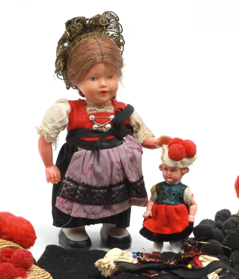 Puppe SCHWARZWALD MÄDEL alte Tanzpuppe Tracht Bollen Hut Kleid Borte Puppenstube - Bild 3 von 4