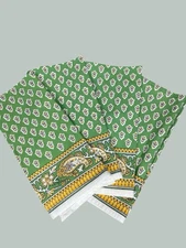 Williams Sonoma Green Paisley Dinner Napkins(4)