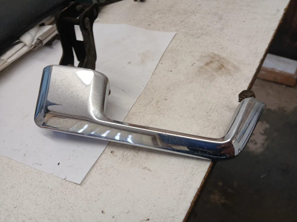 69 FORD TORINO GT CONV MANIJA DE PUERTA EXTERIOR DERECHA CROMADA OEM Foto 4 de 4