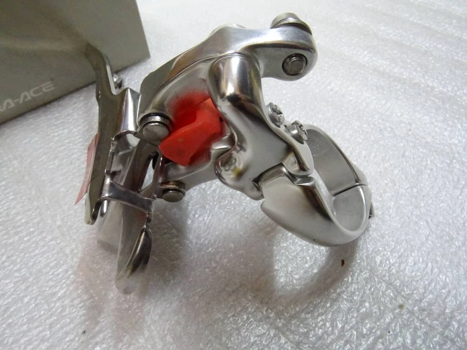 Shimano Dura Ace Triple FD-7703 Road Front Derailleur Band Ф31.8 Rare Unused - Image 3 of 4