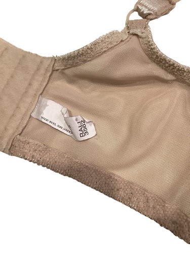Bali Bra 36DD Style 3562 Beige Underwire Padded Straps 4 Hook Back Close - Picture 3 of 5