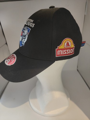 Western Bulldogs Hat Members 2022 AFL Team Aussie Rules - youth size ! VGC 🚨 - Picture 2 of 9