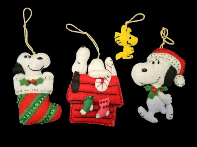 Vintage 1970s Snoopy Peanuts Christmas Jeweled Felt Ornament Kit