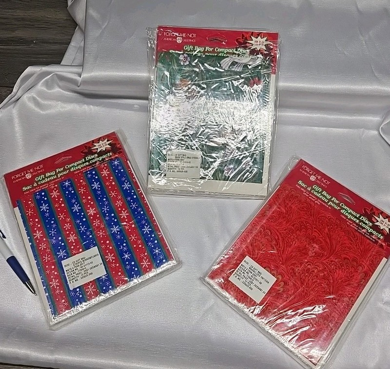 Vnt New Forget Me Not Gift Bag Lot OF 3  for CD Compact Discs 36 Total