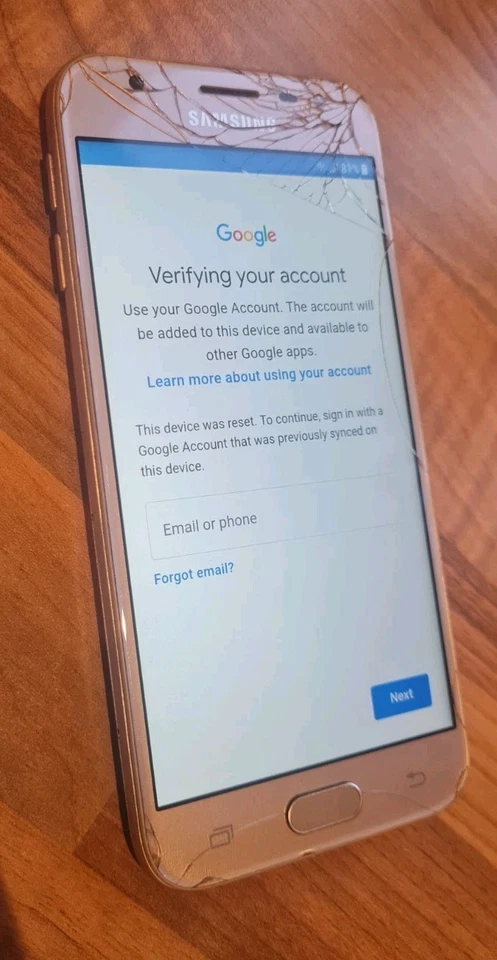 Samsung Galaxy J3 2017 Gold Smartphone  - Image 4 of 4