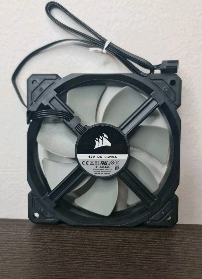 Corsair Lüfter - 120mm "31-005165" 12V DC 0.219A - NEU unbenutzt In Top Zustand