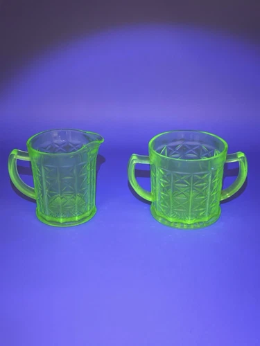 Vintage Uranium Hazel Atlas Green Sugar & Creamer Set Depression Colonial Block
