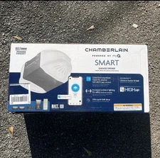 Chamberlain 3/4 HP Smart Quiet Belt Drive Garage Door Opener B4505T SHIPS TODAY