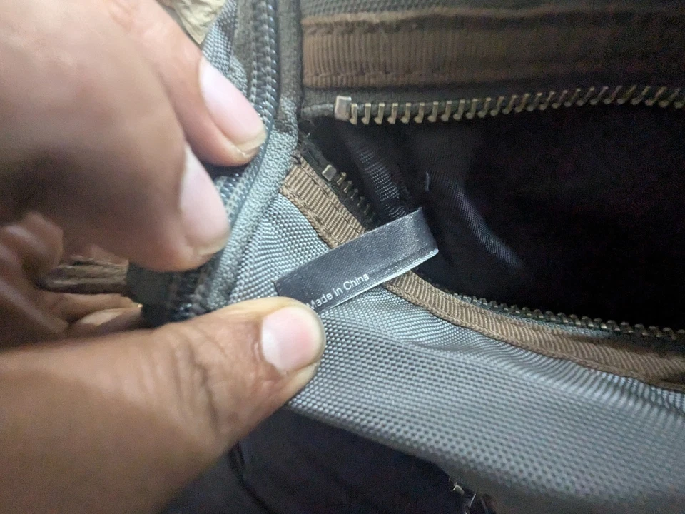 George Gina & Lucy Junior Postman Shoulder Bag Y2K10 – Messenger Crossbody - Image 3 of 4