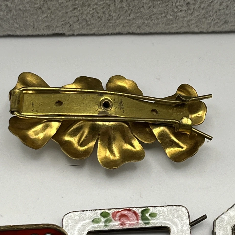 Lote de 10 clipes de cabelo vintage esmalte guillloche em margaridas de metal art déco etc. - Imagem 3 de 4