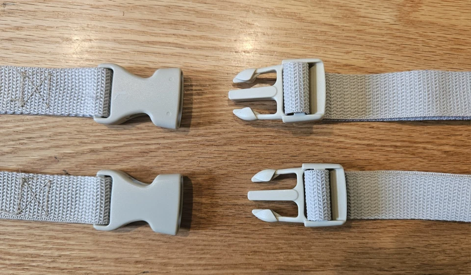 Graco Blossom 2 assentos elevatórios 1" alças anexar em torno de uma cadeira bege lote A - Imagem 2 de 4