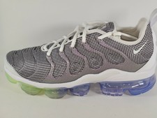 vapormax plus grid print