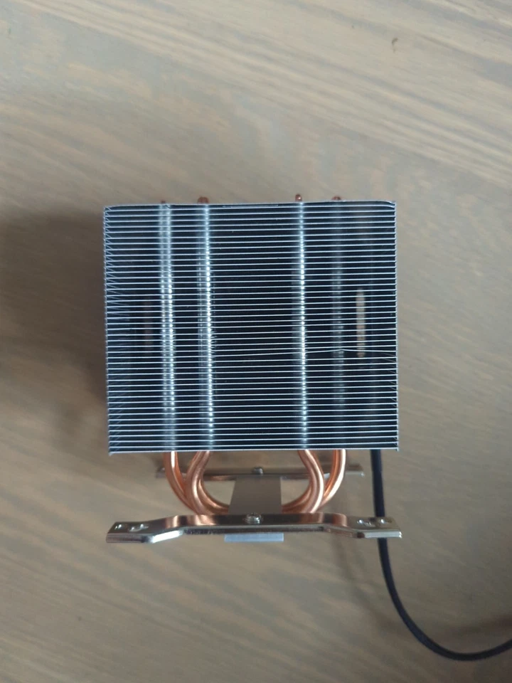 Arctic Freezer 12 Compacto Semi Pasivo Torre CPU Enfriador Usado pero Funciona Bien Foto 4 de 4