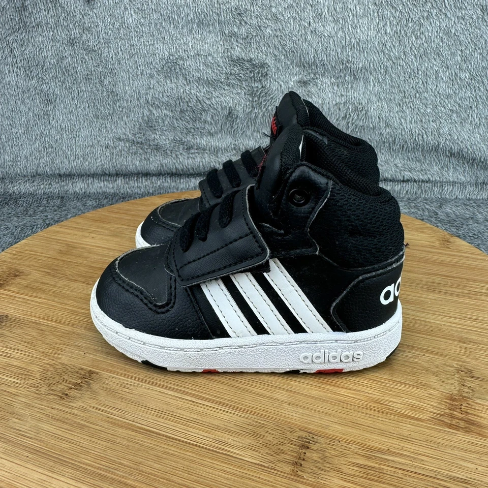 Tênis Adidas masculino médio 2.0 H01064 preto branco alça casual tamanho 6K - Imagem 3 de 4