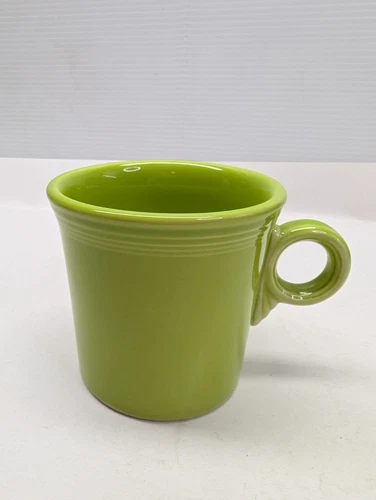 Fiesta Coffee Cup Lime 10 Oz Chartreuse Ring Handle Homer Laughlin HLC 3.5 Inch