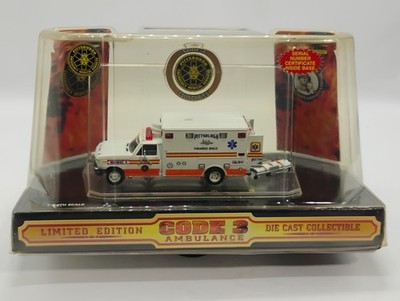 Code 3 Limited Edition 1:64 Scale Pittsburgh Paramedic Rescue