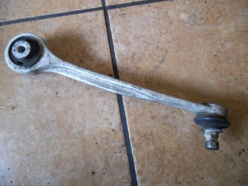 Audi A4 Querlenker unten Vorne Rechts