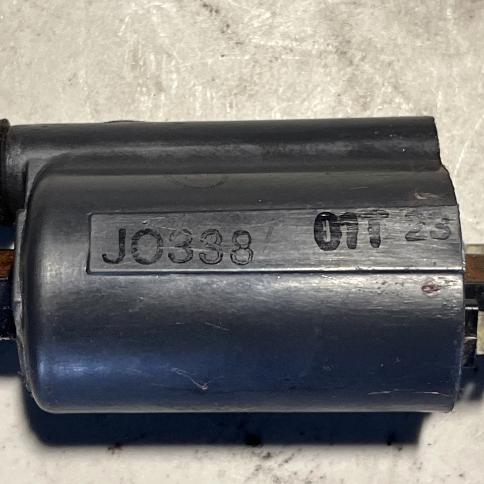 1998 97-04 铃木掠夺者 VZ800 原始设备制造商线圈插头电线(2) — 第 3/4 张图片