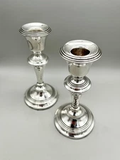 PAIR OF GEORGE V STERLING SILVER CANDLESTICKS, W.H. LEATHER, BIRMINGHAM, 1924