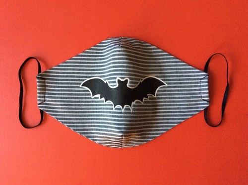 Face Covering Mask Bat Black White Stripes Cotton fabric Adults Size M-L Black - 第 1/3 張圖片