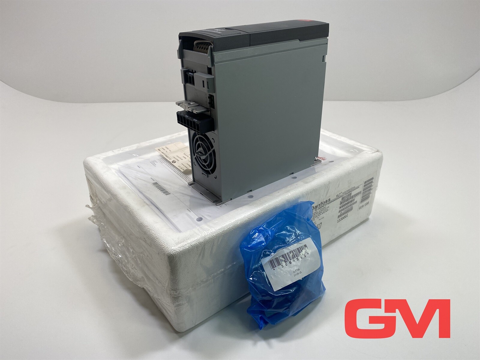 Danfoss Frequency Converter VLT Inverter FC-302PK75T4Z20H3XXXXXXS017XAXBXCXXXXDX