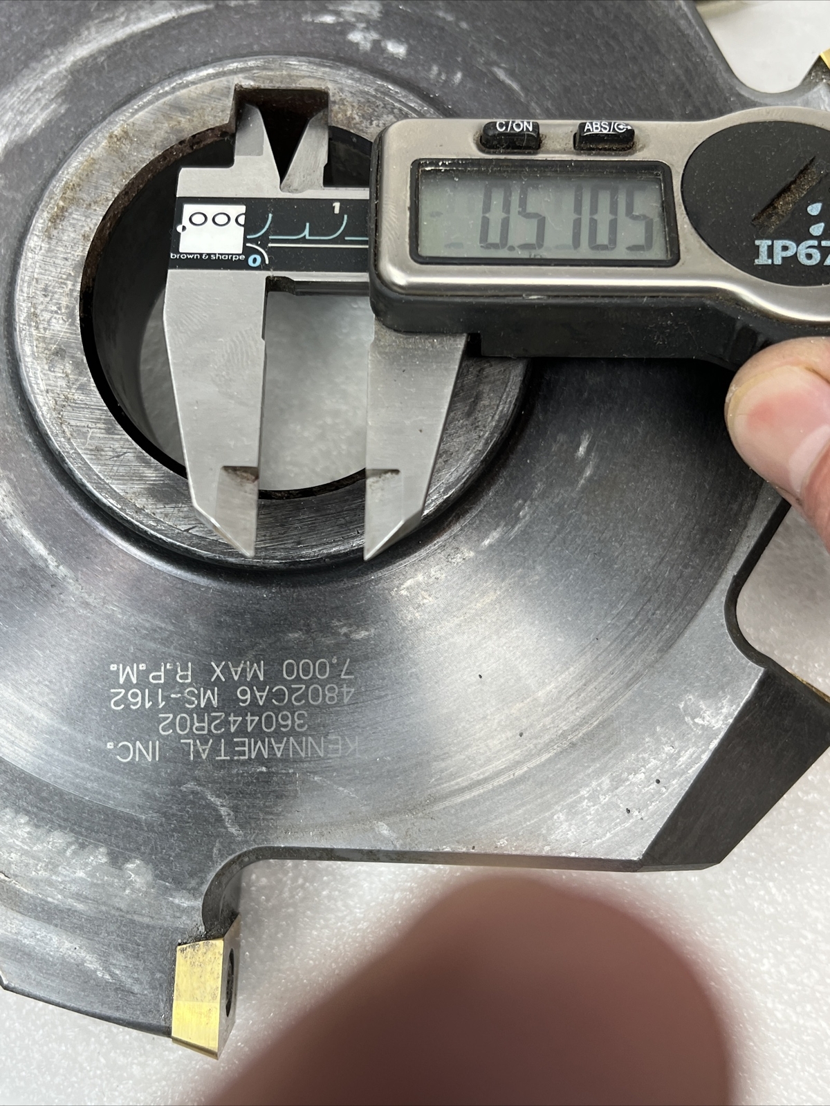 8” Kennametal 360442R02 Staggered Slot Horizontal Milling Cutter, 2